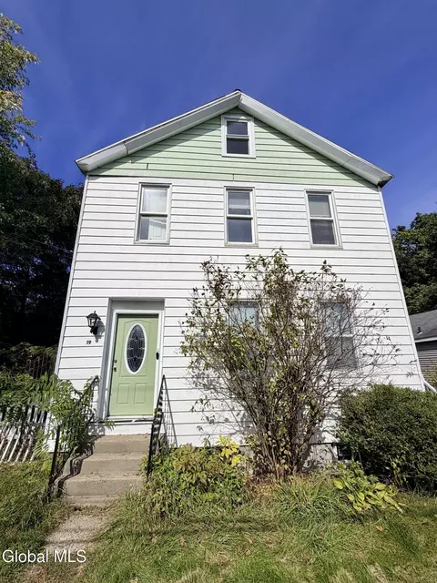 19 Glen Ave, Watervliet, NY 12189