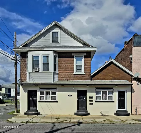 311 25th St #3, Watervliet, NY 12189