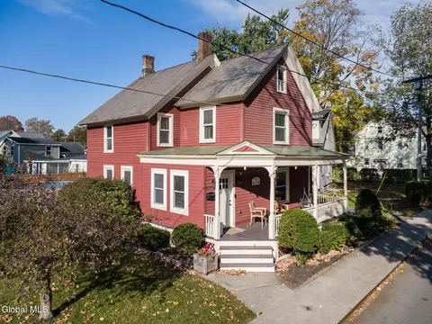 6 Oliver St, Glens Falls, NY 12801