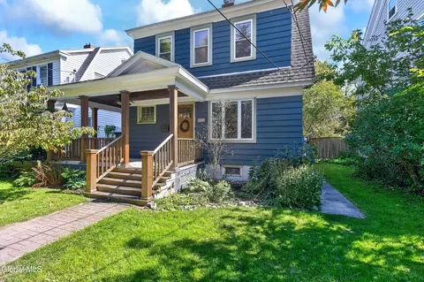 111 S Allen St, Albany, NY 12208