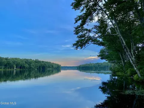 354 Pond Vw, Petersburgh, NY 12138