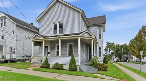 19 S Melcher St, Johnstown, NY 12095