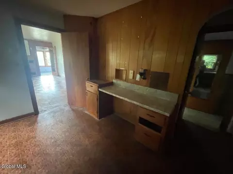 Entry Way - 30 Steltzer Rd, Plattsburgh, NY 12901 photo 2 of 3
