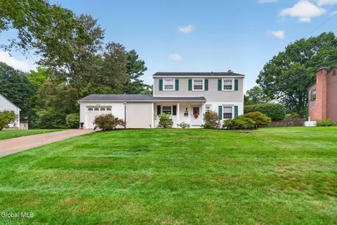 15 Glen Ter, Glenville, NY 12302