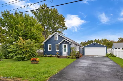 37 Western Ave, Watervliet, NY 12189