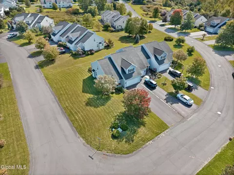 View/Area - 18 Pointe West Dr # A, Clifton Park, NY 12065 photo 1 of 3