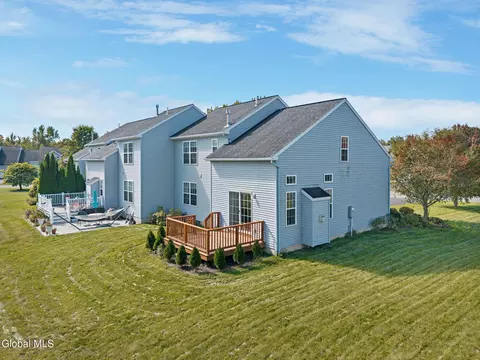 Exterior - 18 Pointe West Dr # A, Clifton Park, NY 12065 photo 2 of 7