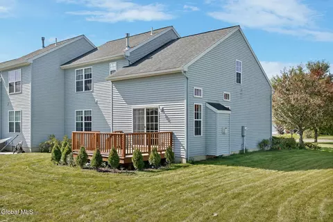 Exterior - 18 Pointe West Dr # A, Clifton Park, NY 12065 photo 6 of 7