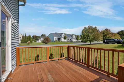 Exterior - 18 Pointe West Dr # A, Clifton Park, NY 12065 photo 4 of 7
