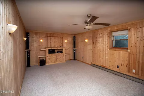 Living - 32 Cinnamon Rdg, Keeseville, NY 12944 photo 5 of 5