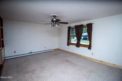 Living - 32 Cinnamon Rdg, Keeseville, NY 12944 photo 1 of 5