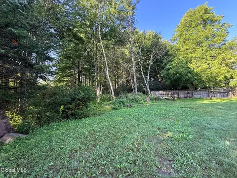 Exterior - 32 Cinnamon Rdg, Keeseville, NY 12944 photo 4 of 5