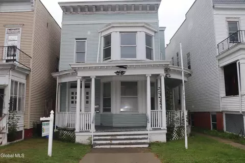 130 5th Ave, Troy, NY 12180