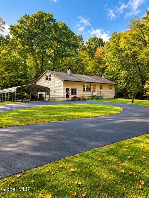 140 County Road 75, Mechanicville, NY 12118