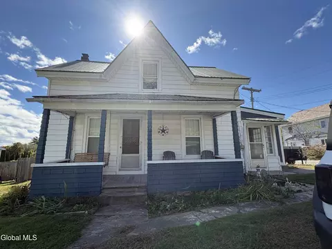 12 Waldo Pl, Port Henry, NY 12974