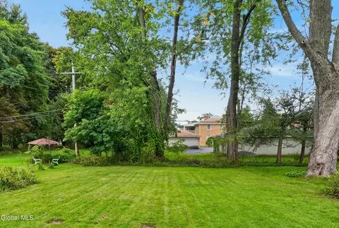 Exterior - 51 Nathaniel Blvd, Delmar, NY 12054 photo 6 of 8