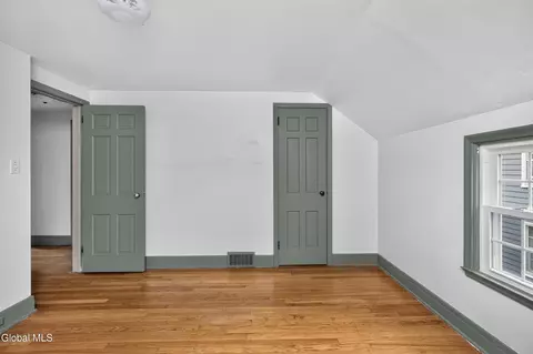 Bedroom - 51 Nathaniel Blvd, Delmar, NY 12054 photo 9 of 10