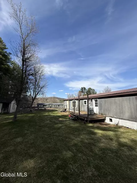 Exterior - 7 Covered Bridge Ln, Jay, NY 12941 photo 3 of 3
