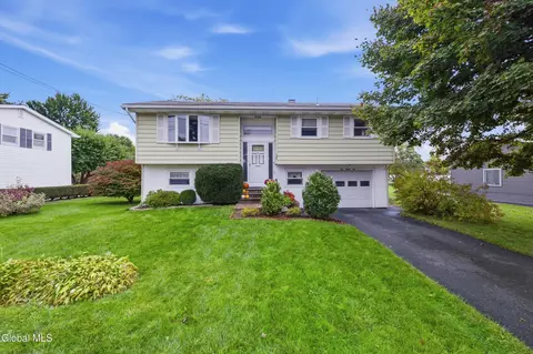135 Linda Ave, Cohoes, NY 12047