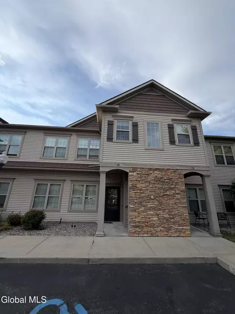 73 Saratoga Rd #13, Schenectady, NY 12302