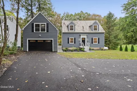 2628 Troy Schenectady Rd, Niskayuna, NY 12309
