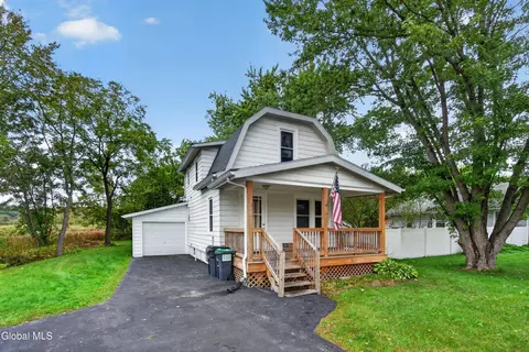 118 Hudson River Rd, Waterford, NY 12188