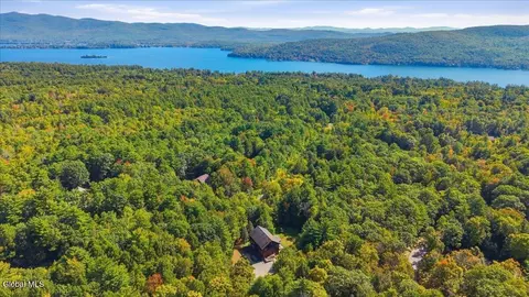 29 Carefree Ln, Lake George, NY 12845