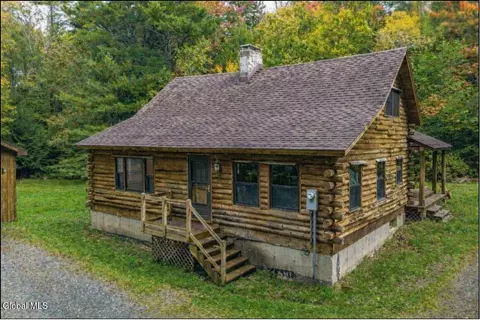 148 Steve Odell Rd, Cropseyville, NY 12052