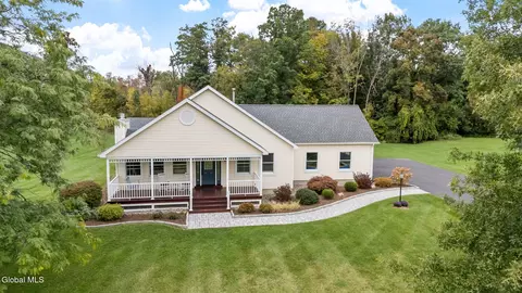 376 New Salem Rd, Voorheesville, NY 12186