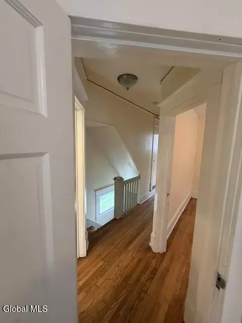 Entry Way - 71 Hollywood Ave, Albany, NY 12208 photo 1 of 3