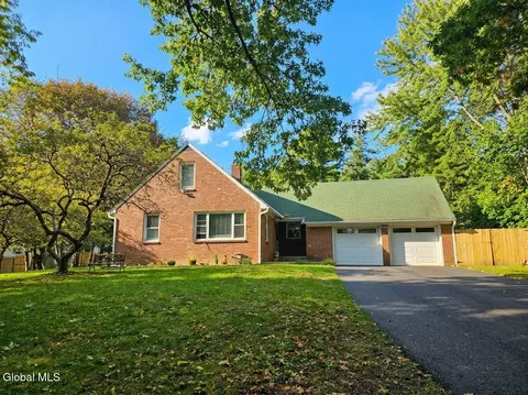 1016 New Loudon Rd, Cohoes, NY 12047