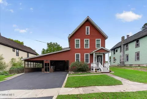 114 Burton St, Johnstown, NY 12095