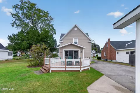 Exterior - 1125 Trinity Ave, Schenectady, NY 12306 photo 7 of 11