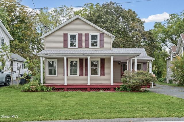 43 Scott Ave, Castleton On Hudson, NY 12033