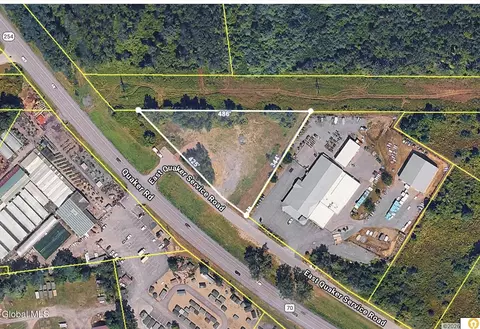 44 E Quaker Service Rd, Queensbury, NY 12804
