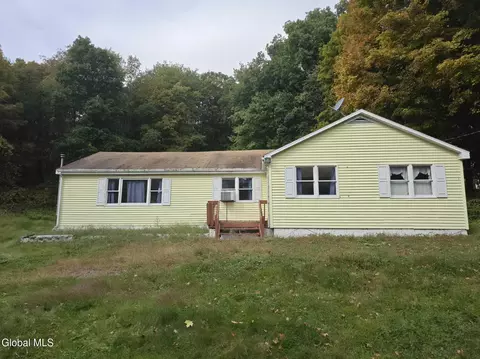 100 High Falls Road Ext, Catskill, NY 12414