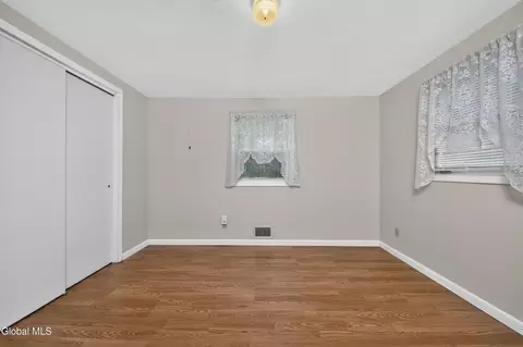 Bedroom - 19 Stephen Rd, Schenectady, NY 12302 photo 2 of 5