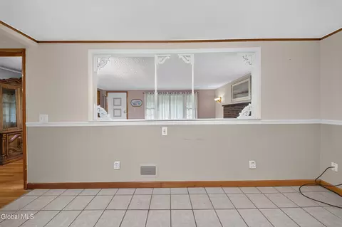 Dining - 19 Stephen Rd, Schenectady, NY 12302 photo 1 of 1