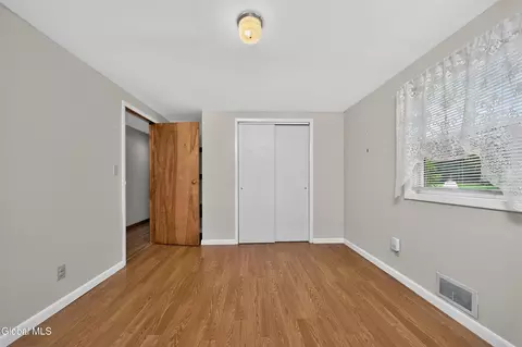Bedroom - 19 Stephen Rd, Schenectady, NY 12302 photo 3 of 5