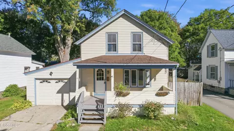10 Morton St, Glens Falls, NY 12801