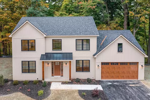 1737 Crescent Rd, Rexford, NY 12148