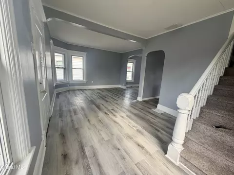 Living - 2734 Broadway, Schenectady, NY 12306 photo 3 of 7