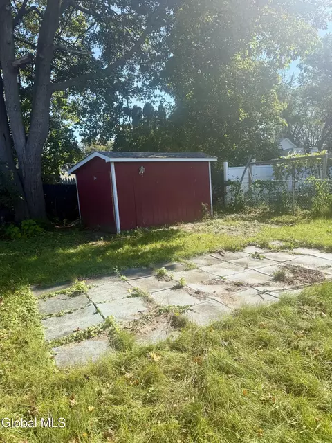 Exterior - 2734 Broadway, Schenectady, NY 12306 photo 3 of 5