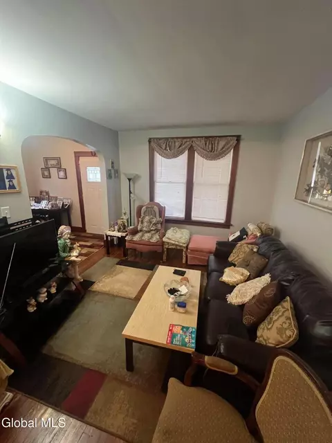 Living - 842 Main Ave, Schenectady, NY 12303 photo 1 of 1
