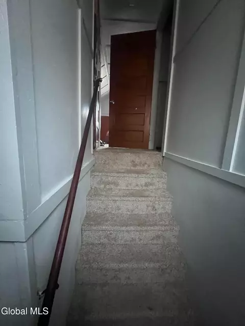 Entry Way - 842 Main Ave, Schenectady, NY 12303 photo 3 of 4