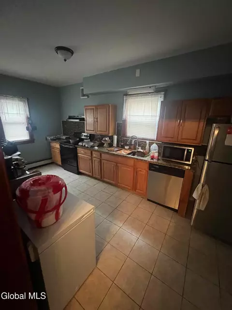 Kitchen - 842 Main Ave, Schenectady, NY 12303 photo 1 of 2