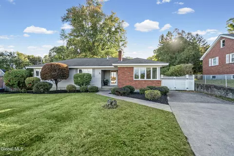 1216 Hillside Dr, Watervliet, NY 12189