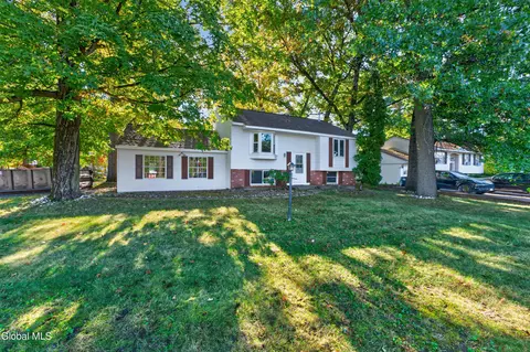 200 Ballston Ave, Saratoga Springs, NY 12866