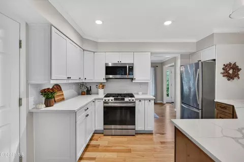 Kitchen - 31 Brookside Dr, Saratoga Springs, NY 12866 photo 3 of 4