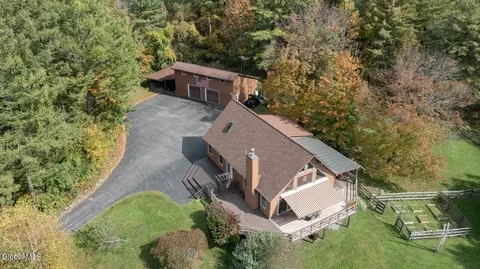 57 Wickes Ln, Greenville, NY 12083